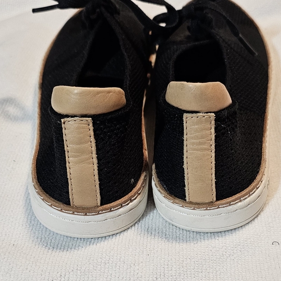 Ugg Shoes Pinkett Deckers Trainer Sneakers Women's Size 7.5 Black & Tan NEW - Picture 4 of 10